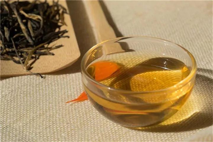 杭州高级茶艺师考试报名网_电视剧中关于“茶”的正确示范，值得学习