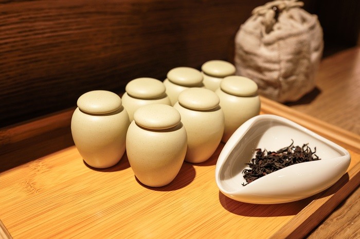 杭州茶艺师培训学校_茶叶里的“金花”、“霉变”、“白霜”有什么不一样？